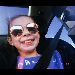 Meet your Posher, Amanda